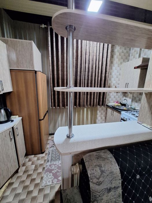 Namangan 4mikra rayonda kunli kvartira bor bezzaks beramiz pokiza joy