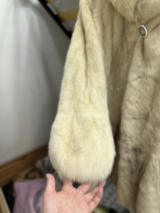 Продам норковую шубу