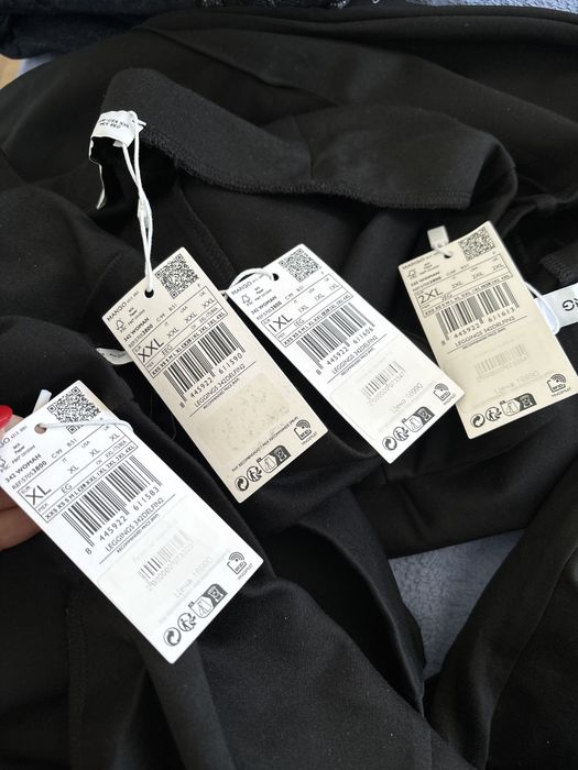 Леггинсы черные Mango , клеш