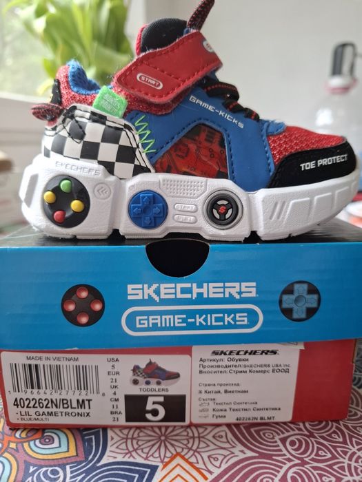 Skechers обувки за момче , размер 21