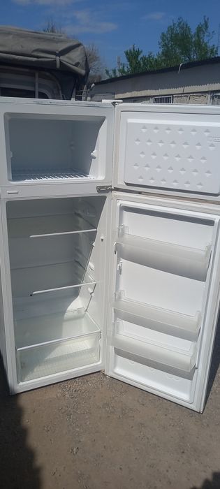 Срочно продаётся холодильник