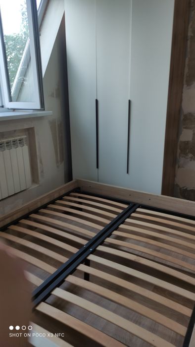 Продам кровать  полуторку