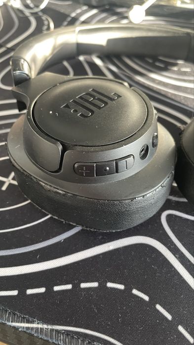 Продаю наушники JBL Tune 760NC (ANC)