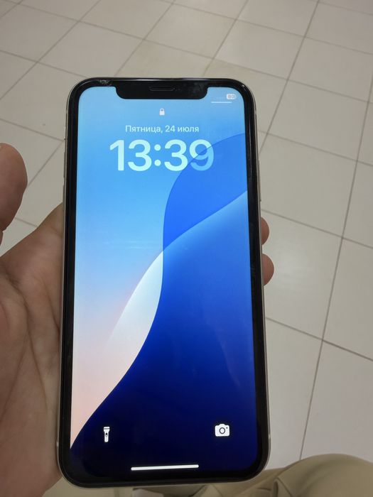 Iphone 11 / 64 Gb