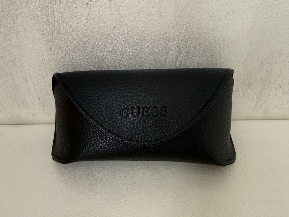 Слънчеви очила Guess