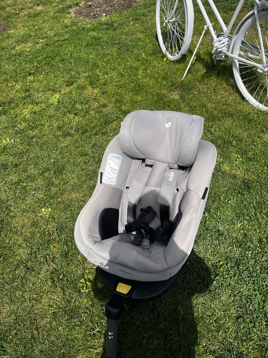 Vand scaun mașina copil Joie