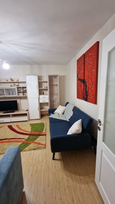 inchiriez sp 3 camere