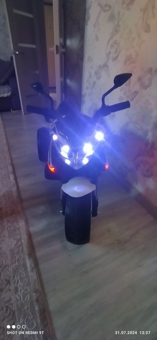 Мотоцикл на батарейках