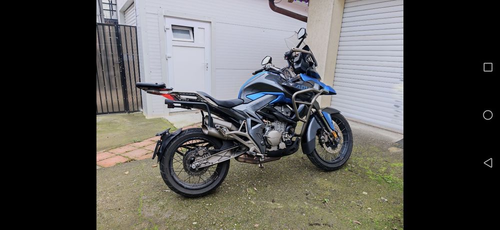 Vând moto (A2 ) Zontes T310 t2 (2020 ABS) 11.000km