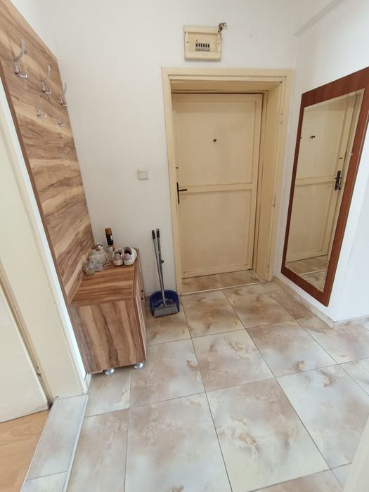 Тристаен апартамент Окръжна болница