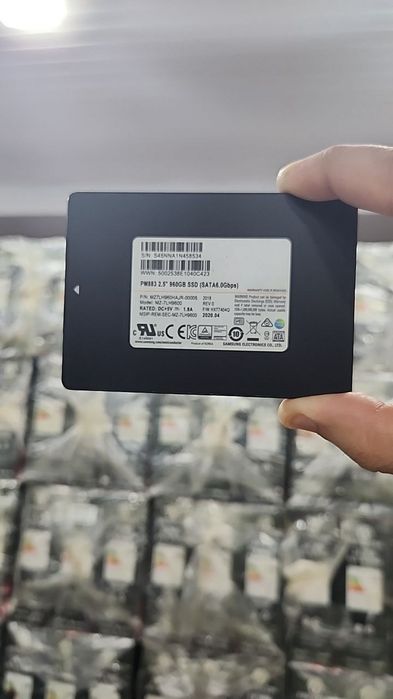Скоростной SSD Samsung PM883, 960GB (1TB), 3D TLC, SATA3, 2.5"