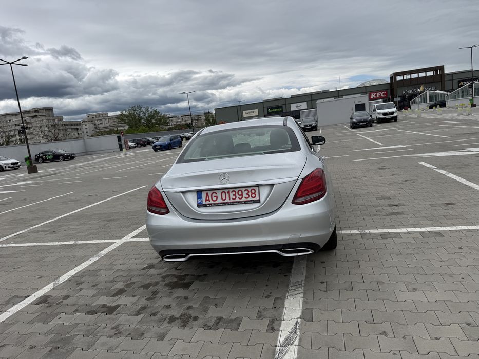 Mercedes-Benz C-Class W205 C220