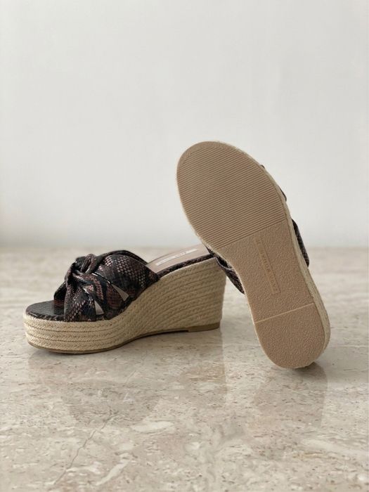 Сандали Zara 39
