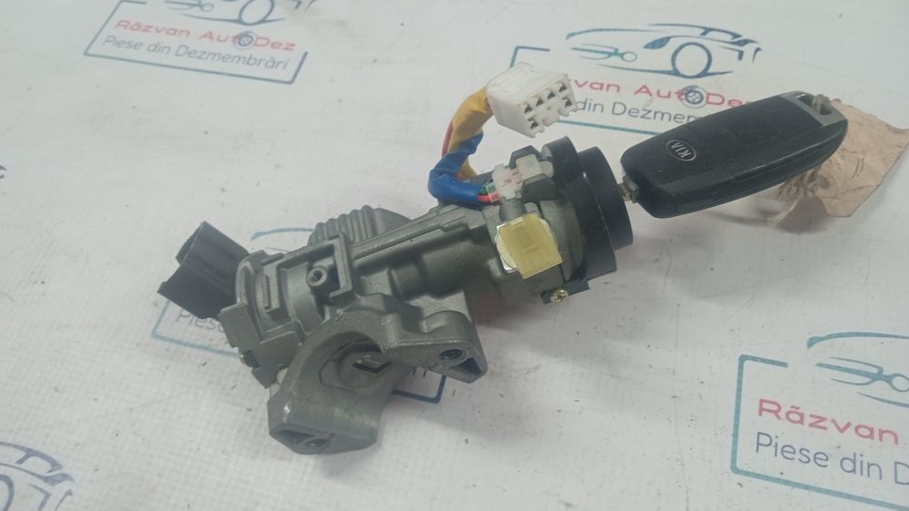 contact plus cheie  kia ceed 2014