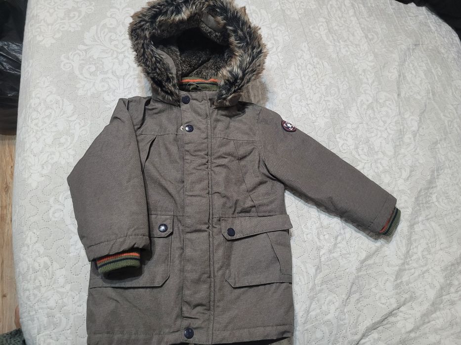 Зимно яке/парка за момче размер 98