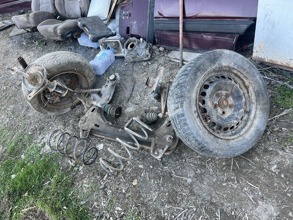 Ауди 100 С3 на разбор