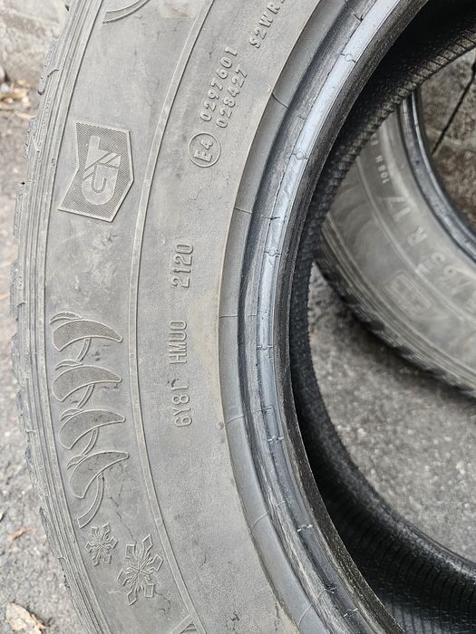 Гуми зимни General 235/65R17