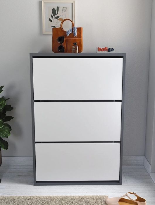 Шкаф за обувки с три отделения