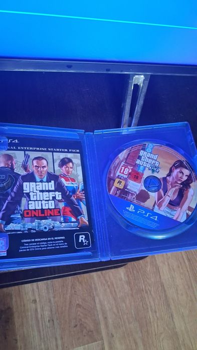 Продам гта 5 на пс 4