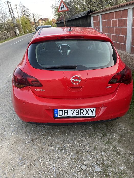 Opel Astra j 1.7 125 cp