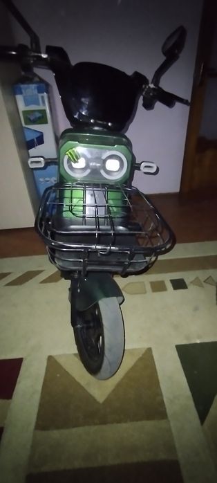 Продаю элекроскутер