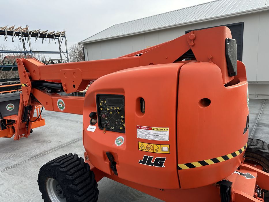 Inchiriez Nacela  articulata jlg 450 Nacela