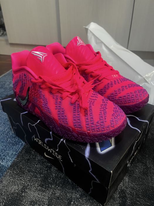 Кроссовки розового цвета Ja3