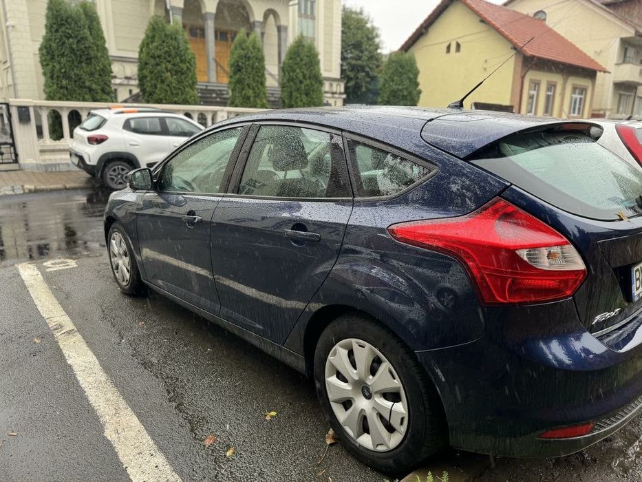 FORD Aspire 2013 — imagine 3
