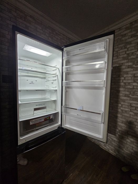 Продам холодильник LG