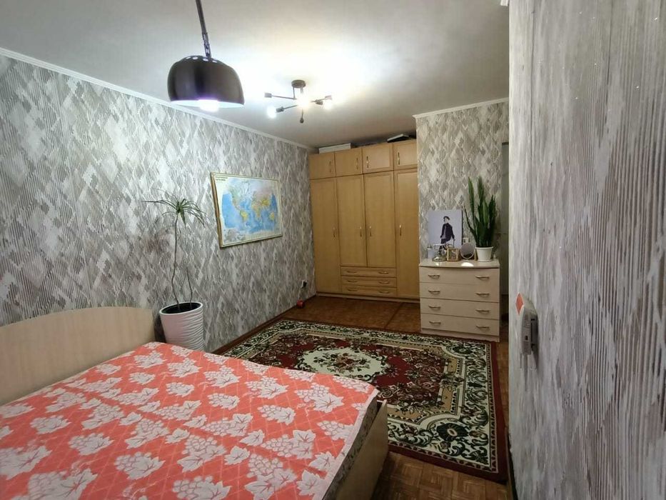 Продам 1 комнатную  квартиру