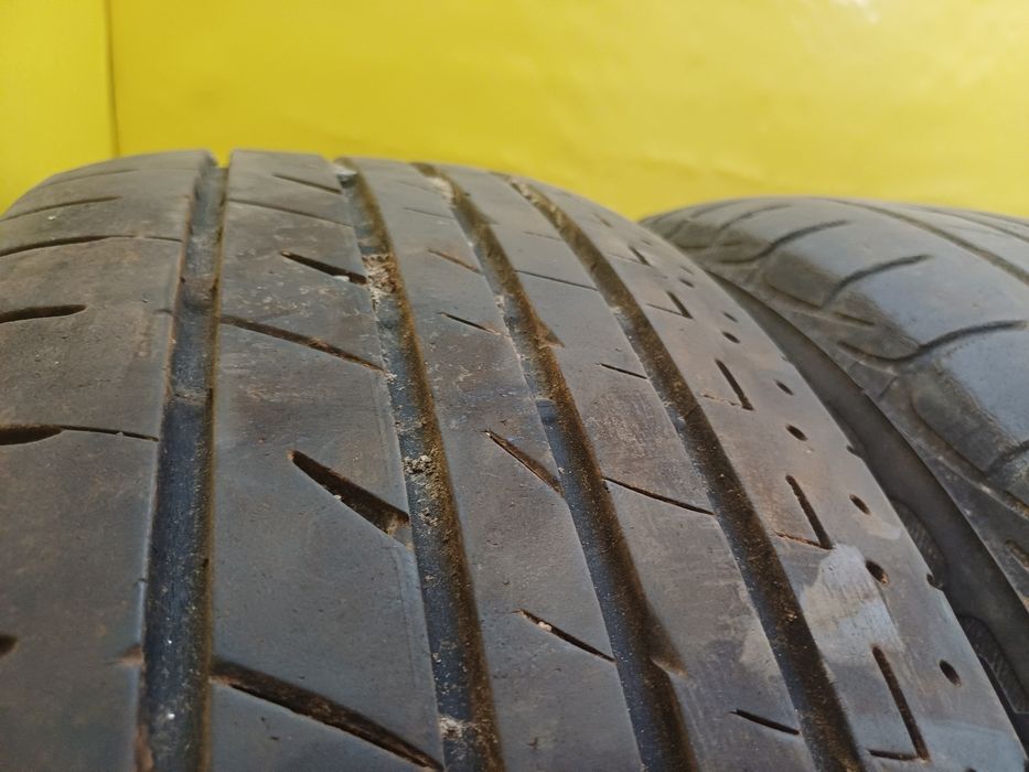Шины 205/65 R15 Bridgestone комплект.