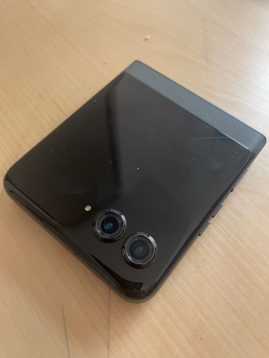 Motorola RAZR 50 flip
