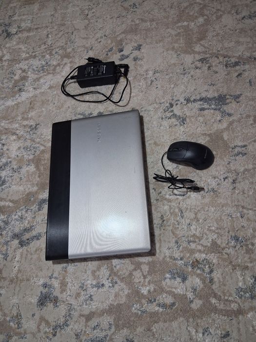 Ноутбук Samsung Core i3
