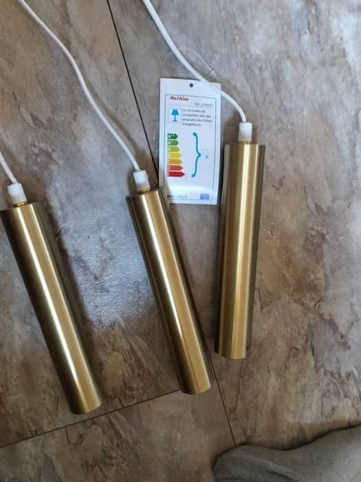 Lustra pentru casa scarii