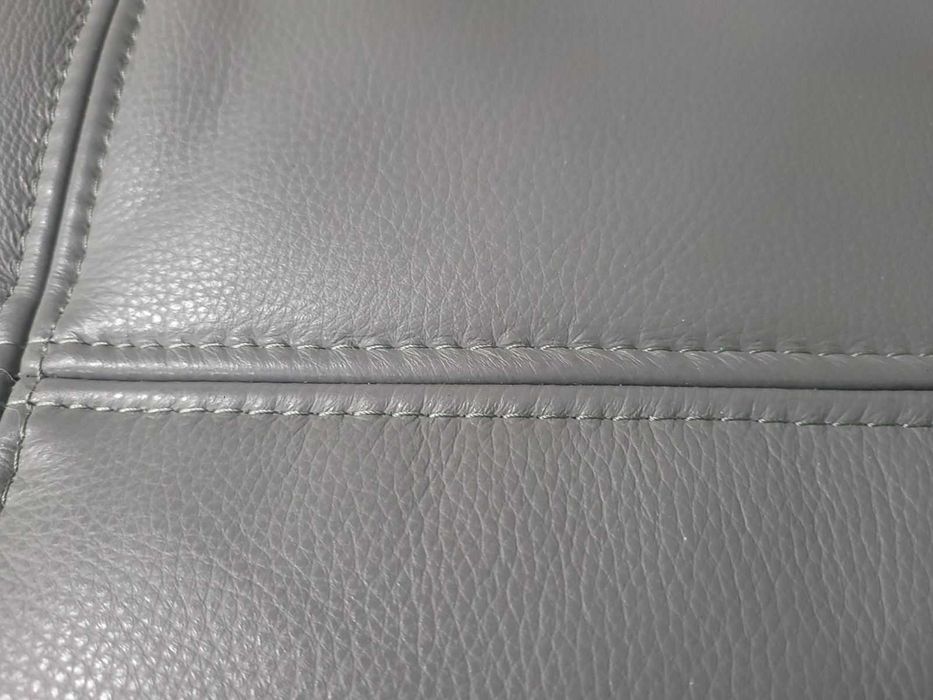 Сив кожен комплект дивани две двойки и табуретка