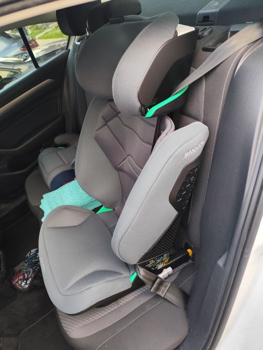 Scaun auto nou nouț fără eticheta maxi cosi Rodifix pro2 I size
