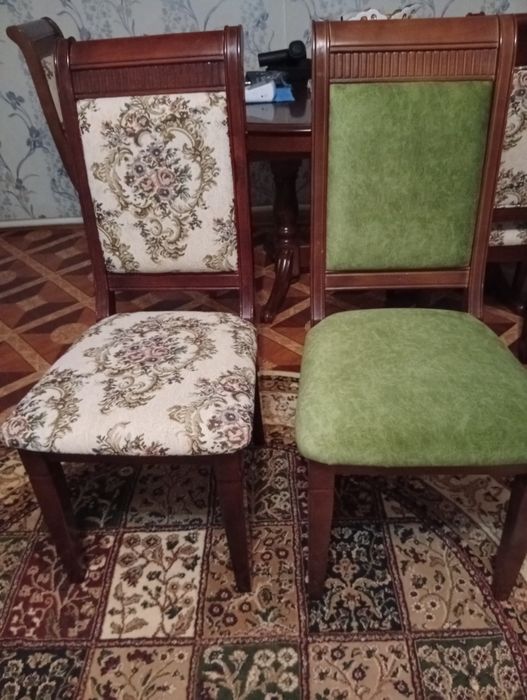 Продам стулья 8штук Индонезия  новые