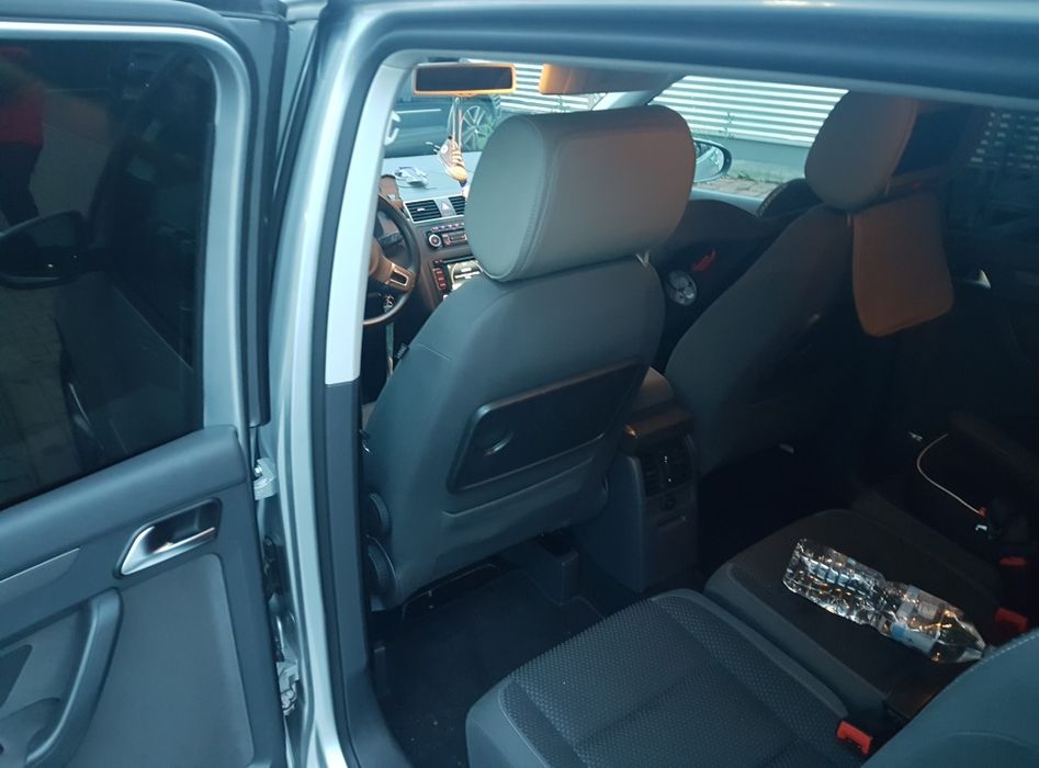 Volkswagen Touran 2012   2.0 TDI