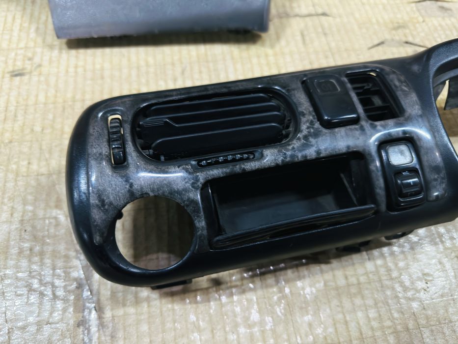 Продам пластик мазда 626ge