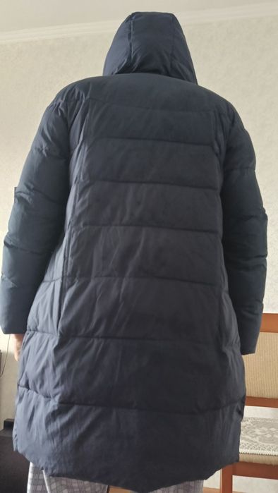 Пуховик с копюшоном очень теплый