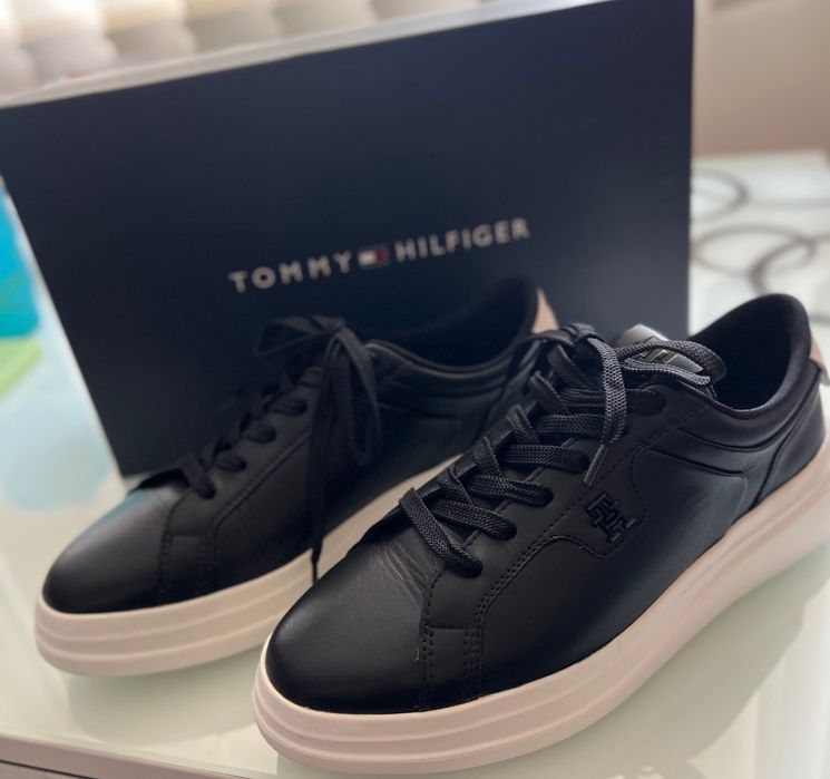 Оригинални Сникърси Tommy Hilfiger
