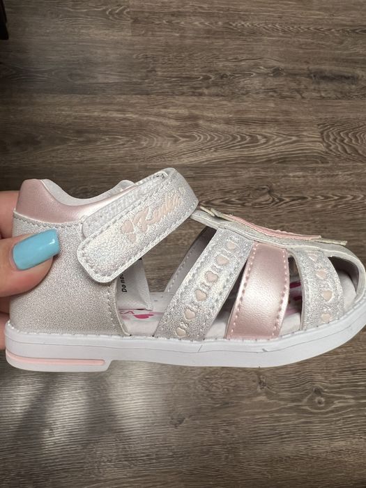 Сандали детские