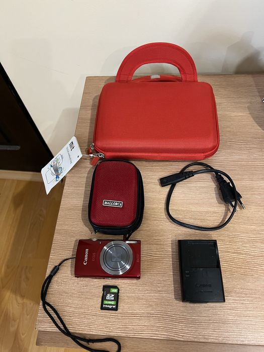 Фотоапарат Canon 20 Mp с подаръци