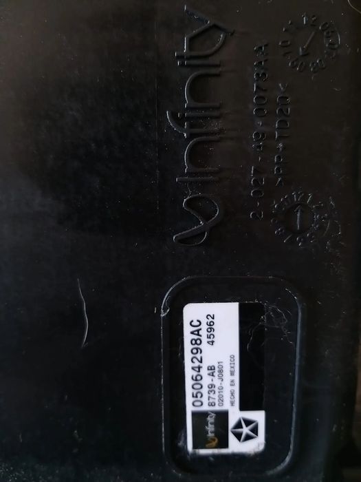 Subwoofer boxa dodge journey 05064298ac