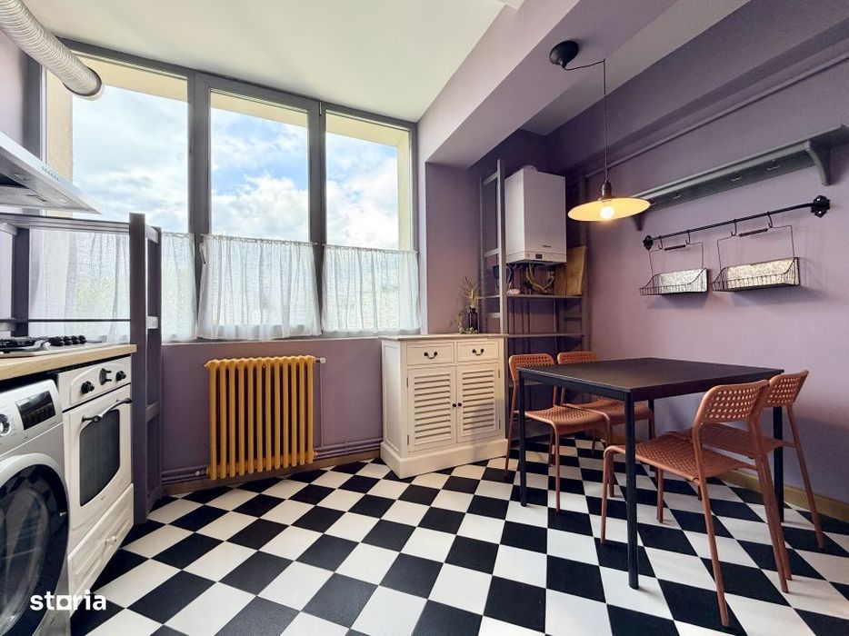 Inchiriere Apartament 3 camere, 117 mp, strada Paris, zona centrala