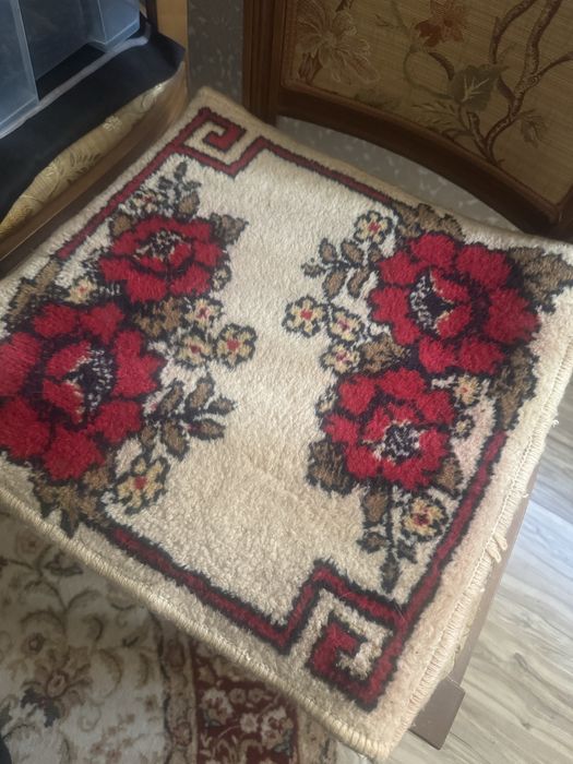 Сидушки -коврики на стулья