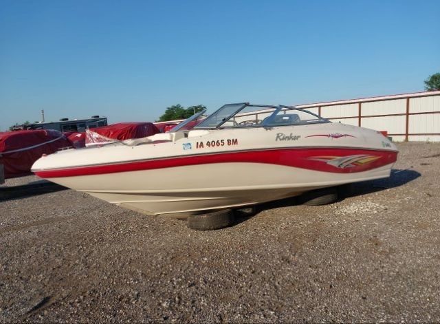 Rinker Captiva 2004