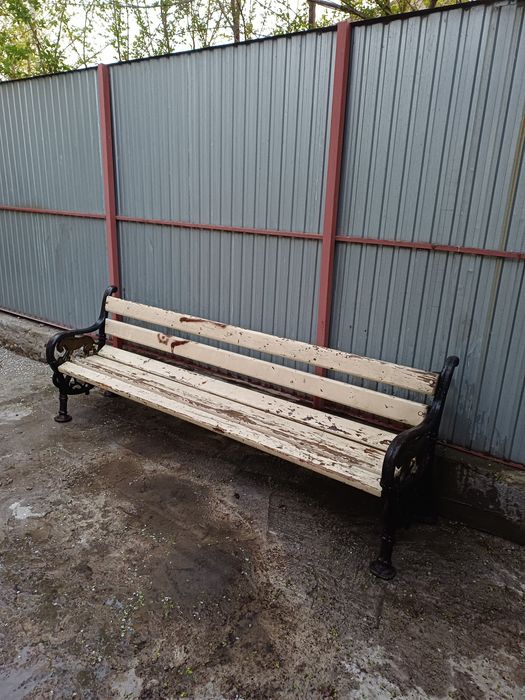 Скамейка уличный