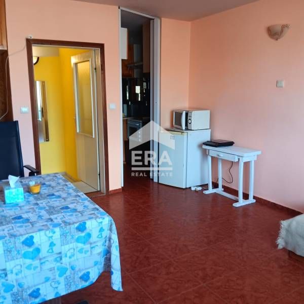 Ексклузивно от ЕРА Лайф! Двустаен мезонет под наем, Център , Варна .