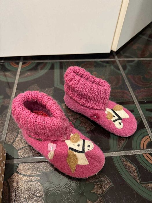 Haflinger Botosei de interior Marimea 24